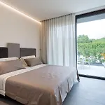 Progress Country & Wine House Apartahotel 4*