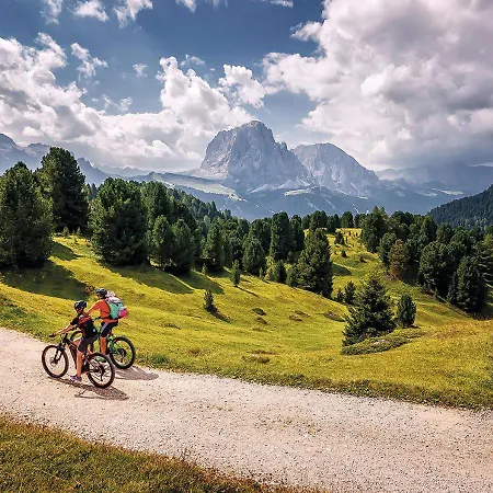 Progress Country & Wine House