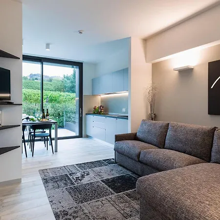 Progress Country & Wine House Aparthotel
