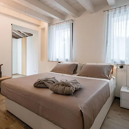 Progress Country & Wine House * Asolo