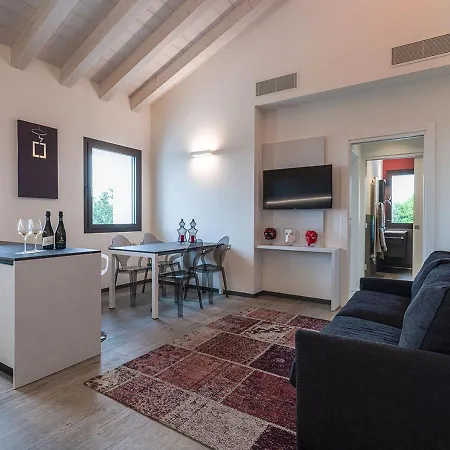 Progress Country & Wine House Appart hôtel