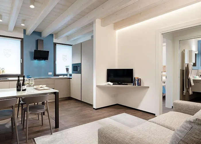 Progress Country & Wine House Aparthotel 4*