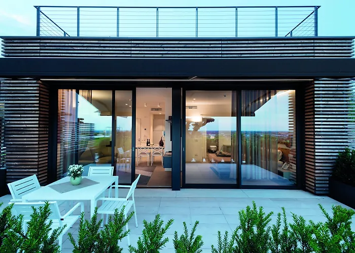 Progress Country & Wine House 4*