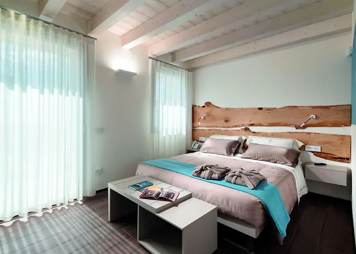 Aparthotel Progress Country & Wine House