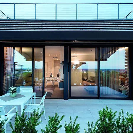 Progress Country & Wine House 4*