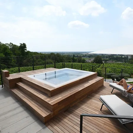 Lejlighedshotel Progress Country & Wine House