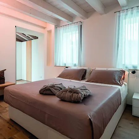 Progress Country & Wine House Aparthotel 4*